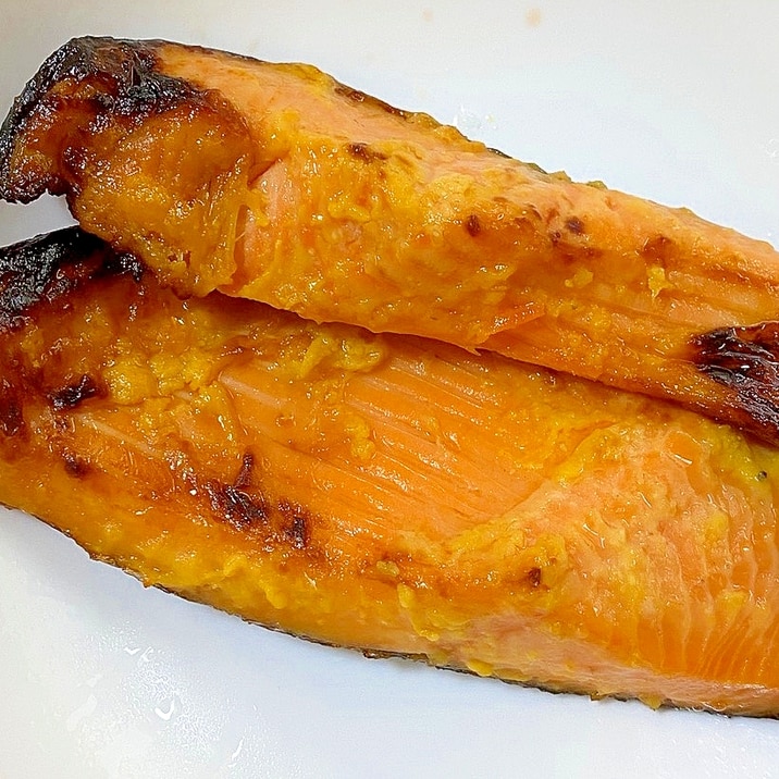 フライパンで焼く鮭の西京焼き レシピ 作り方 By まゆぱとら 楽天レシピ フライパンで焼く鮭の西京焼き レシピ 作り方 By まゆぱとら 楽天レシピ